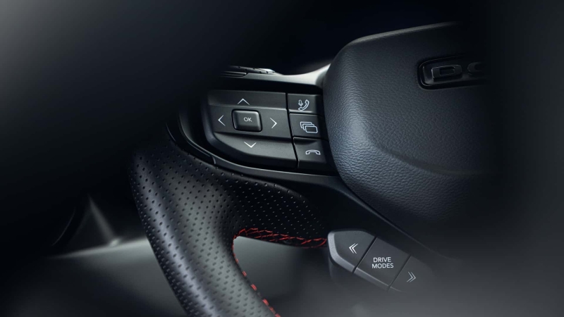 Dodge Charger їде в Європу: американська міць без V8 та з «сюрпризом» під капотом