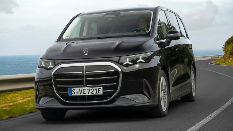 Mercedes-Benz VLE: коли мінівен дуже хоче бути лімузином (і в нього виходить)