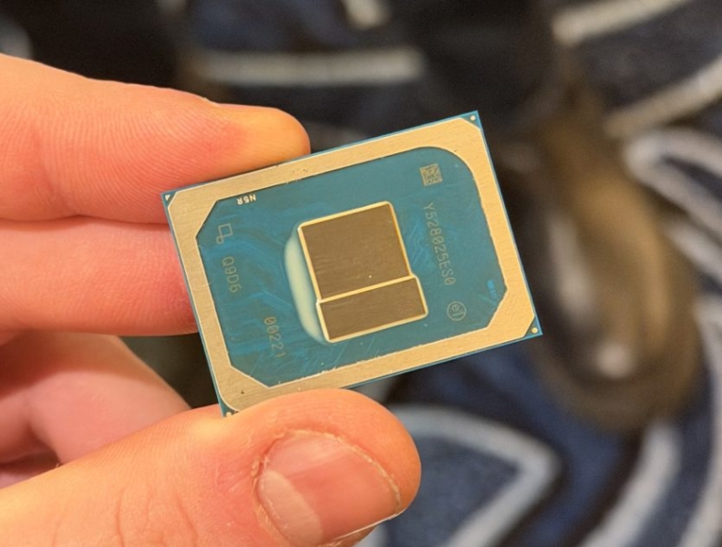 Бережись MacBook Neo: Intel Wildcat Lake майже зрівнявся з Apple A18 Pro у бенчмарках
