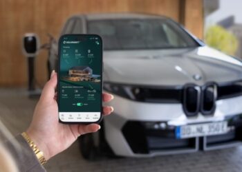 BMW перетворює майбутні електрокари Neue Klasse на побутові накопичувачі енергії