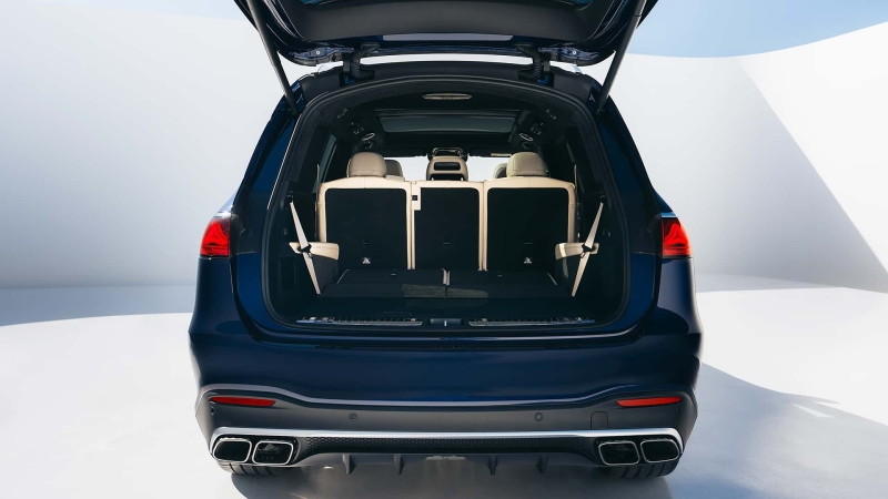 Mercedes-AMG GLS 63 2026: коли «вітальня» на колесах отримує серце від суперкара