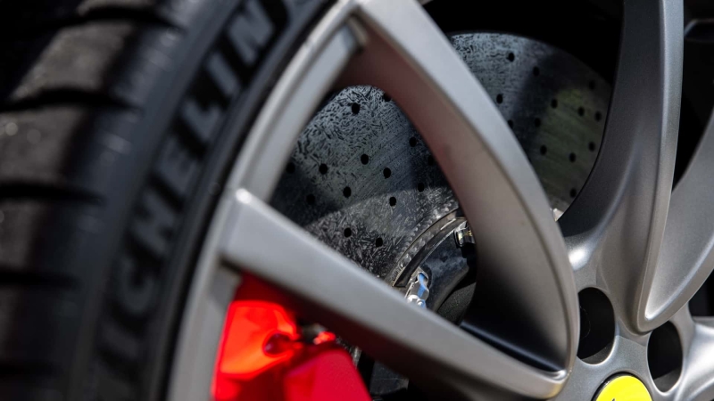 Ferrari Scuderia Spider 16M: колекційний привид епохи перемог виходить на торги