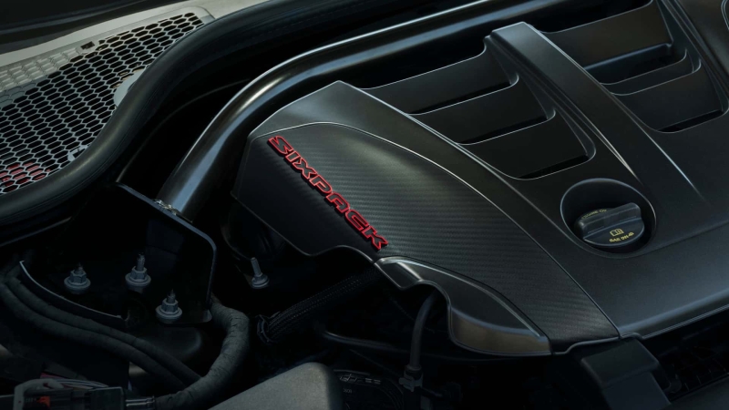 Dodge Charger їде в Європу: американська міць без V8 та з «сюрпризом» під капотом