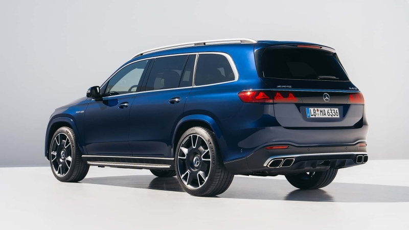 Mercedes-AMG GLS 63 2026: коли «вітальня» на колесах отримує серце від суперкара