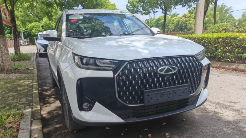 Chery Tiggo 7 HEV: гібрид для тих, хто не любить розетки