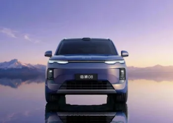 BYD Sealion 08: 900 км запасу ходу та батарея вагою з невелике авто