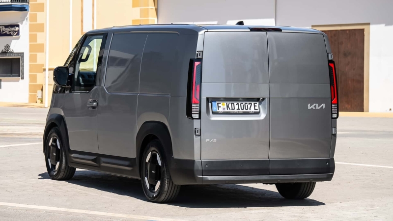 Kia PV5 WAV: електричний фургон, який робить інклюзивність частиною конвеєра