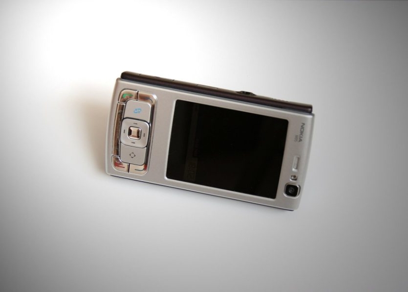 Як тобі таке, Pentium II? Оригінальний Half-Life запустили на Nokia N95