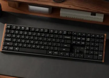 Keychron випустила повнорозмірну клавіатуру K5 Ultra 8K з частотою 8000 Гц, дерев’яними акцентами і акумулятором на 370 годин роботи