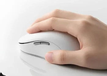 Представлено Xiaomi Wireless Mouse 4 Pro — бюджетна мишка на три пристрої з розумним коліщатком і безшумним клацанням всього за $30