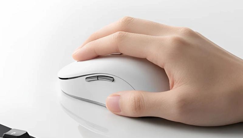 Представлено Xiaomi Wireless Mouse 4 Pro — бюджетна мишка на три пристрої з розумним коліщатком і безшумним клацанням всього за $30