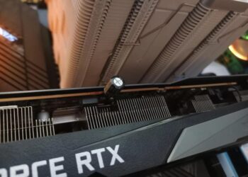 Батько геймера з Сербії відремонтував RTX 3070 з допомогою конденсатора від радіоприймача