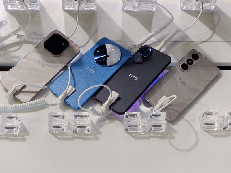 HTC збирається повернутися на ринок з цілою лінійкою нових смартфонів