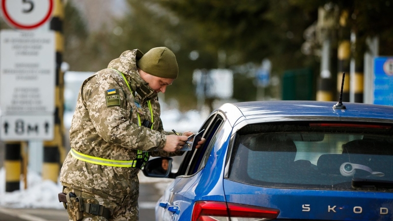 Куди українці можуть поїхати без візи у 2026 &mdash; повний список держав