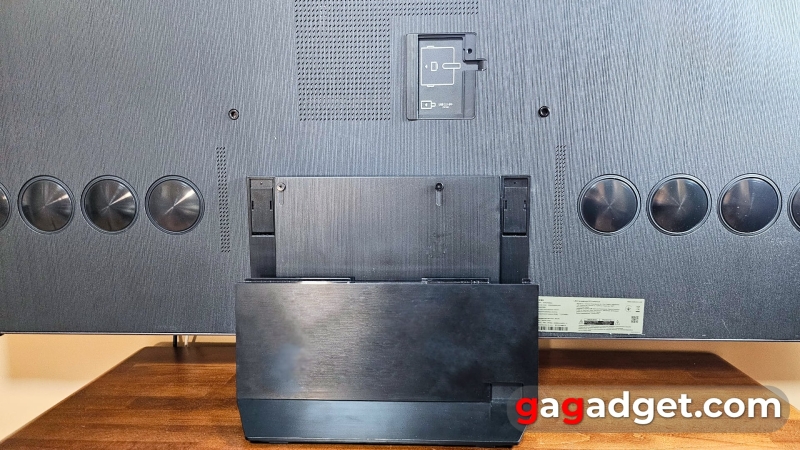 Знає як вам треба: огляд 65-дюймового ШІ-телевізора Samsung 8K Neo QLED QN900D