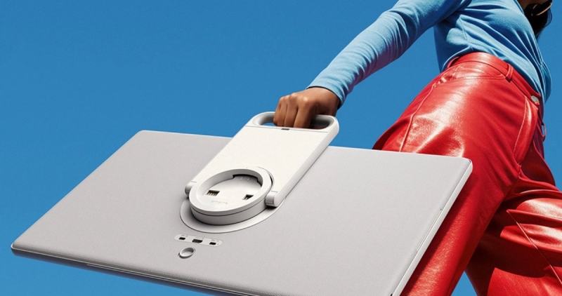 Телевізор, якому не страшний блекаут: Samsung випустила портативний Movingstyle TV із вбудованим акумулятором