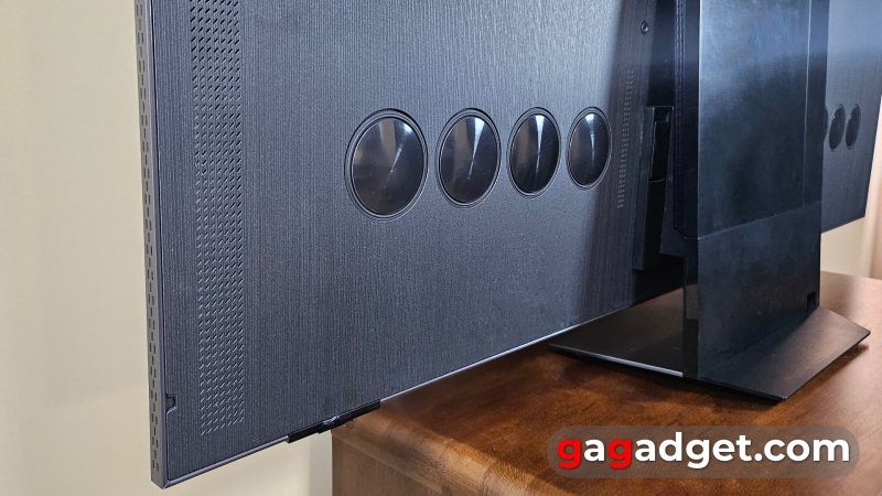 Знає як вам треба: огляд 65-дюймового ШІ-телевізора Samsung 8K Neo QLED QN900D