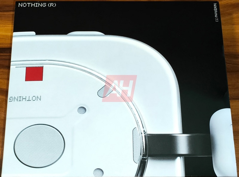 Гарнітура від Nothing вразить своєю автономністю: новинка зможе працювати до 80 годин без підзарядки