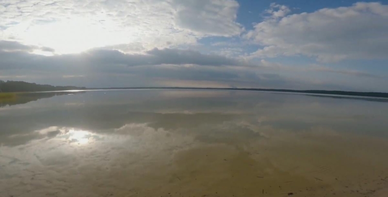 Цілюще Біле озеро на Рівненщині: що в ньому особливого та як доїхати