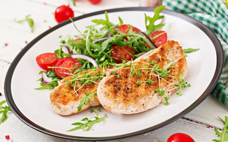 Як схуднути на дієті з курячого філе: кому не можна вживати цей вид м&rsquo;яса
