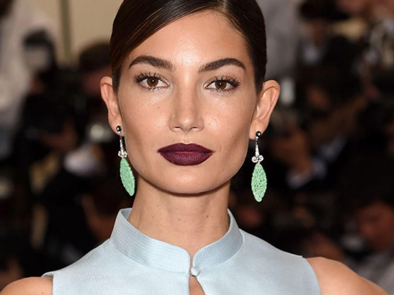 Кольори помад, які зроблять будь-який макіяж розкішним — вони йдуть усім!