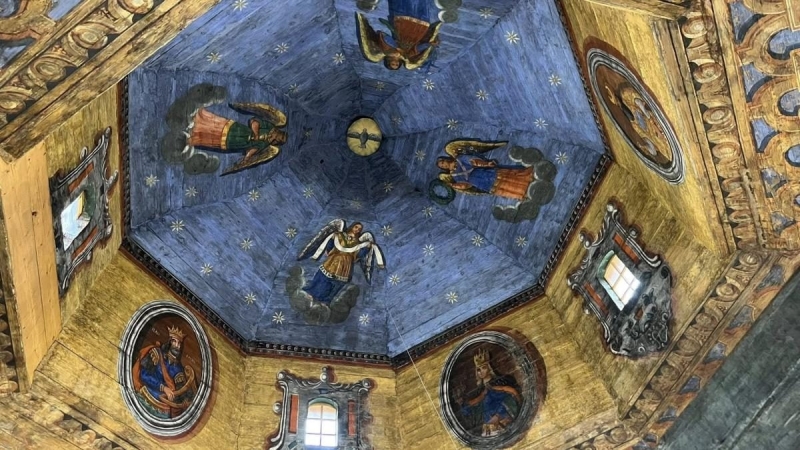На Львівщині відновили один з найдавніших дерев'яних храмів (фото)