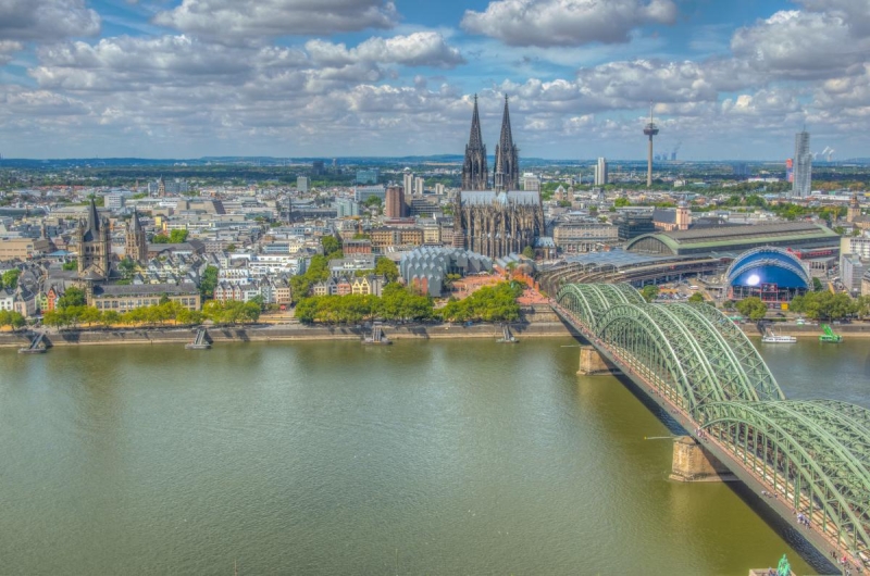 Наймасштабніша евакуація з 1945 року: центр Кельна спорожнів через три старі бомби