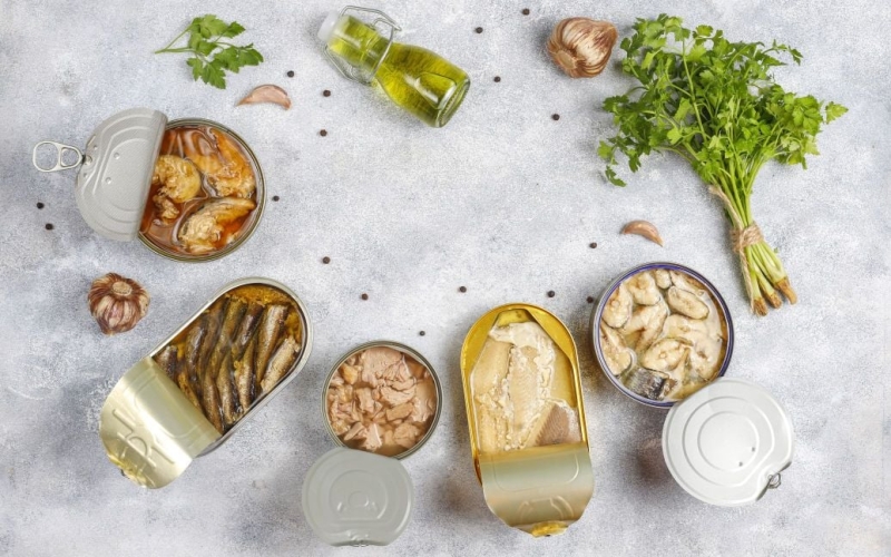 Названо найкорисніші консерви для здоров’я людей похилого віку: зміцнюють серце та кістки