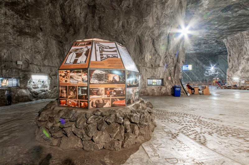 Популярна туристична пам'ятка в Румунії опинилася під загрозою знищення через затоплення