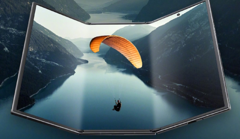 Samsung Galaxy TriFold офіційно має функцію другого монітора