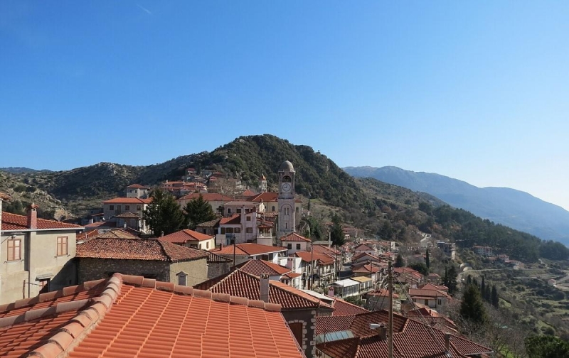 Соснові ліси та мальовничі села: експерти назвали регіон Греції, про який мало хто знає