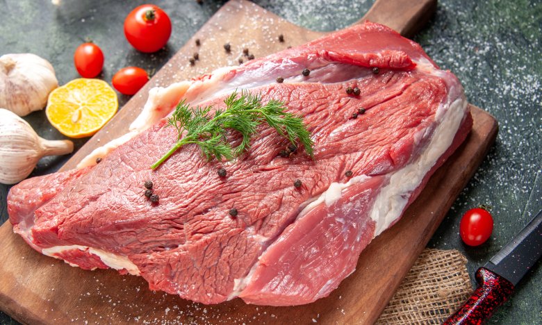В эти товары добавляют клей: список продуктов, где он встречается чаще всего
