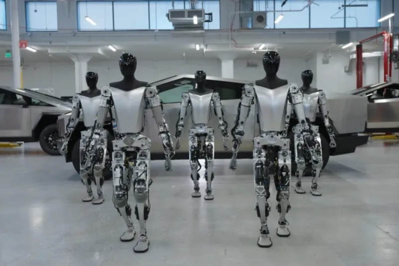 Засновник iRobot не підходить ближче, ніж на 3 метри до сучасних "ходячих" роботів